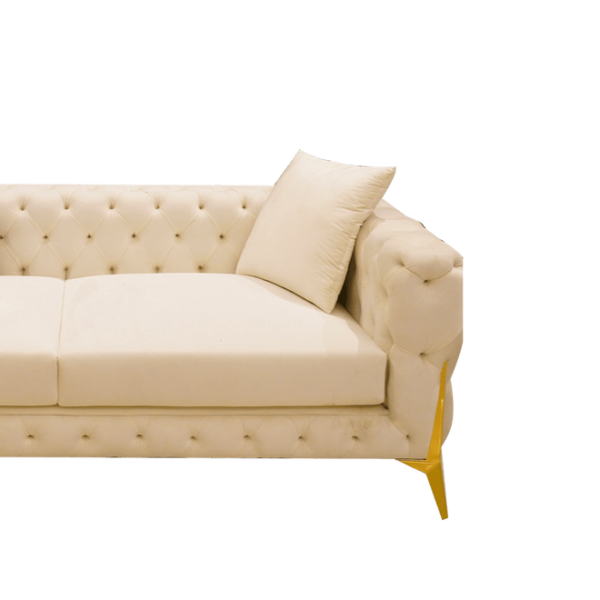 Timeless Comfort: Classic 3-Seater Sofa with Modern Design