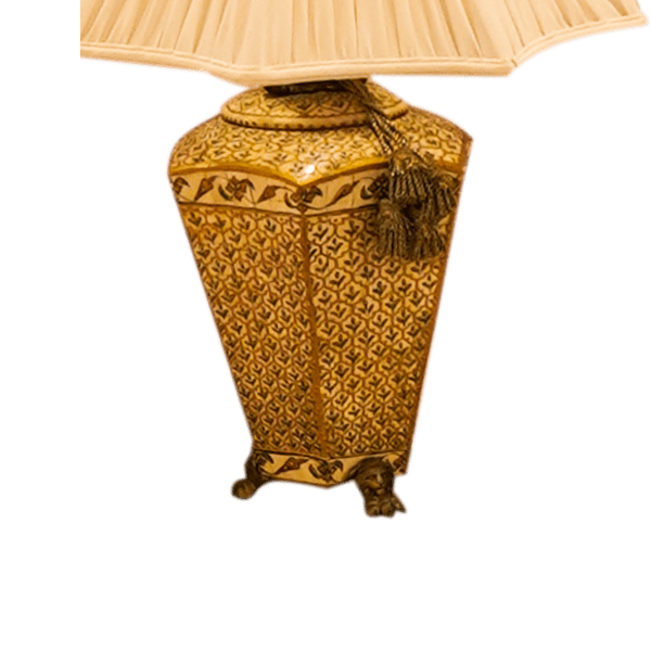 Contemporary Charm Lamp