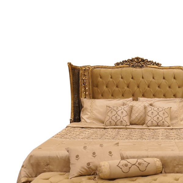 Royal Retreat Bed With Cushions